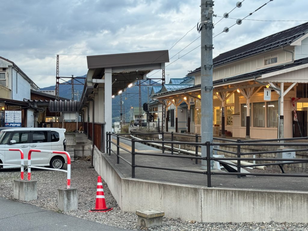 ACA18F25-1944-437F-A479-83617C7DC978