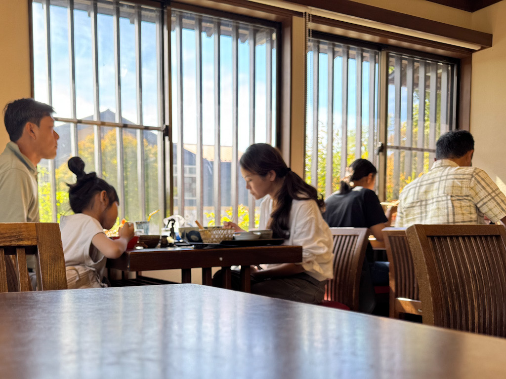 5CE8B435-632A-4C77-A716-B04A66E76835